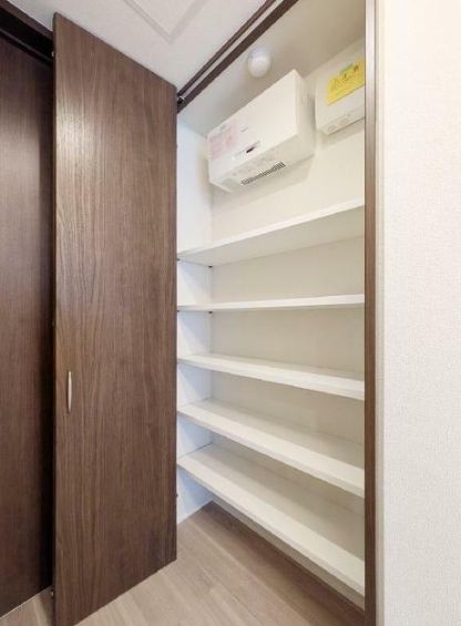 (玄関)