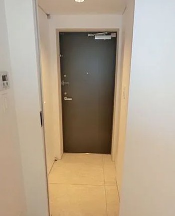 (玄関)