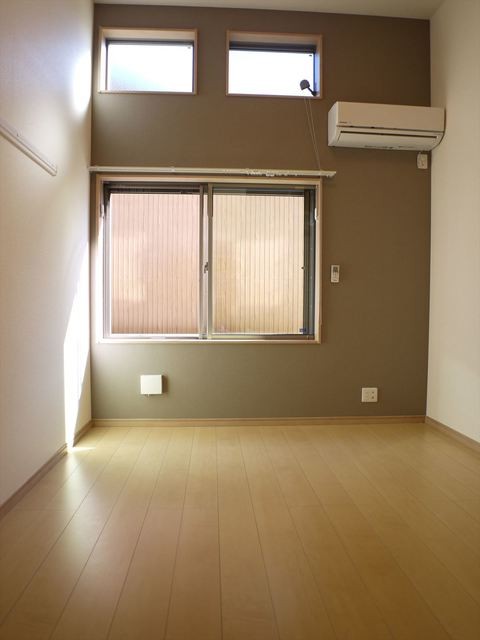 (居間)
