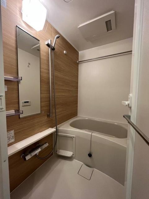 ※写真は同タイプ住戸です。(風呂)