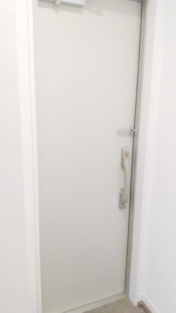 (玄関)