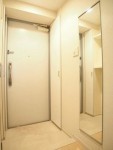 ※別部屋参考写真(玄関)