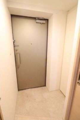 (玄関)
