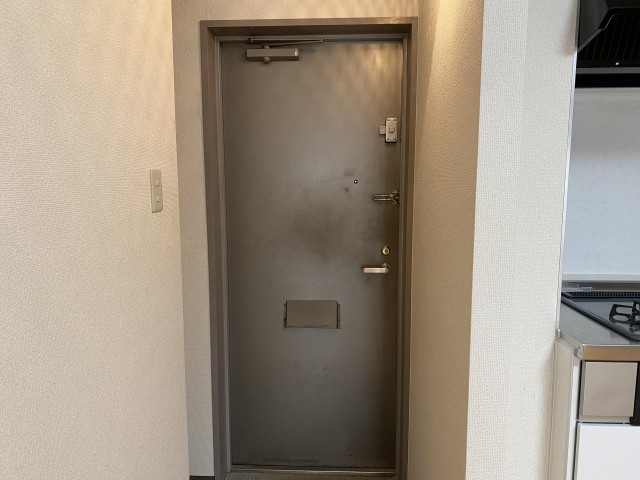 (玄関)