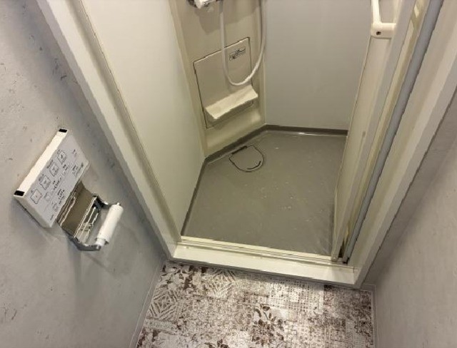 シャワー室(風呂)