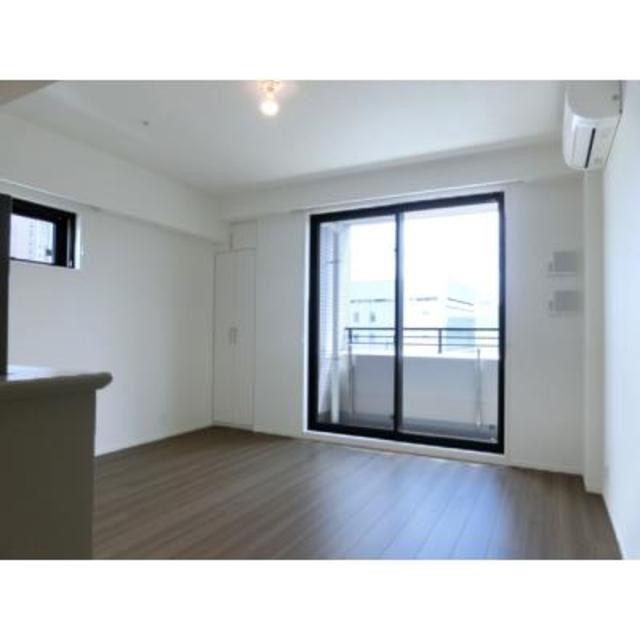 ※写真は同タイプ住戸です。(居間)