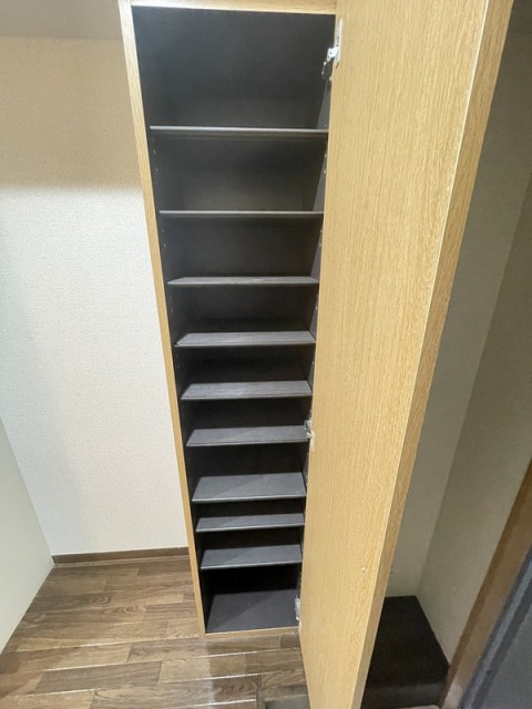 (玄関)
