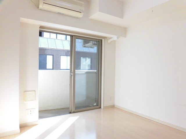 ※同仕様写真含む(居間)
