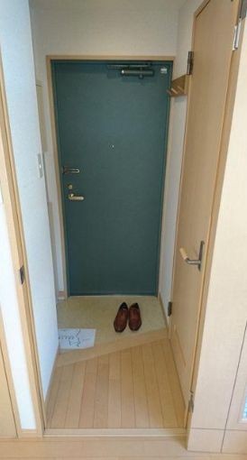 (玄関)