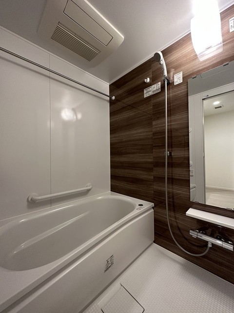 ※写真は同タイプ住戸です。(風呂)