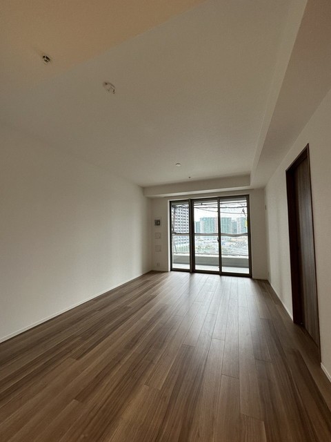 ※写真は同タイプ住戸です。(居間)