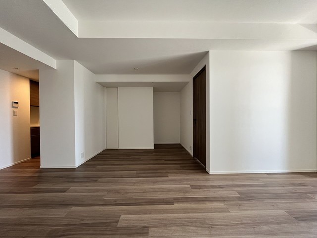 ※写真は同タイプ住戸です。(居間)