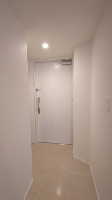 ※写真は同タイプ住戸です。(玄関)