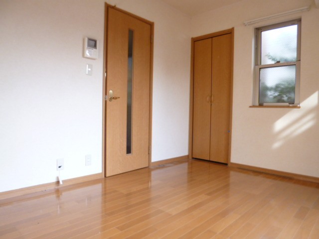 (居間)