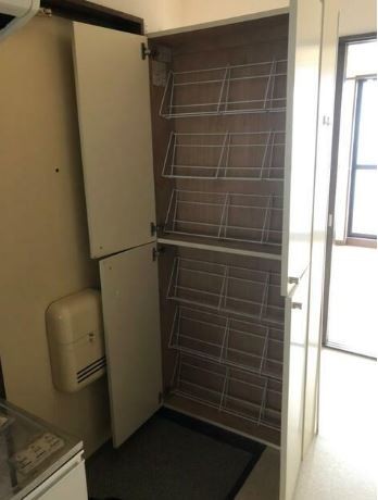 (玄関)