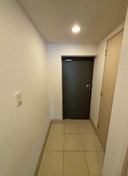(玄関)