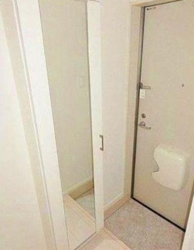 ※同仕様写真含む(玄関)