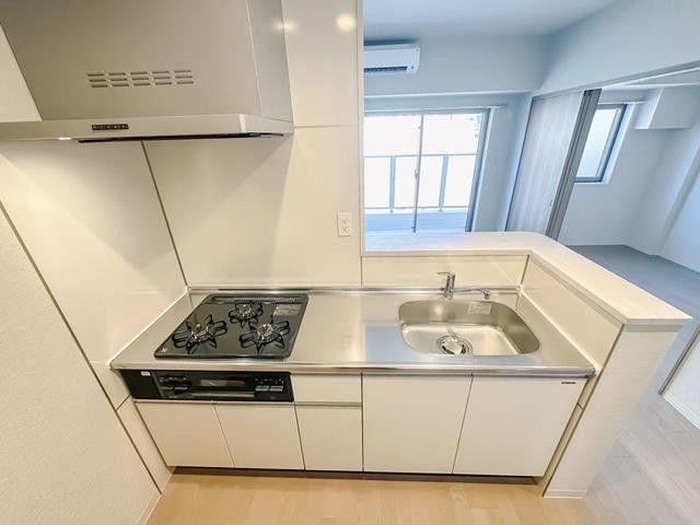 ※写真は同タイプ住戸です。(キッチン)