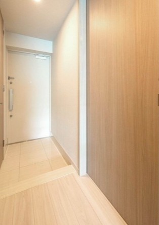 ※同仕様写真(玄関)