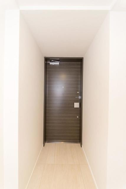 ※写真は同タイプ住戸です。(玄関)