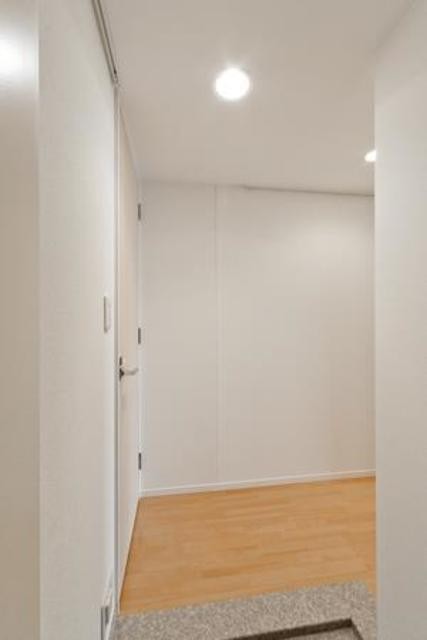※写真は同タイプ住戸です。(玄関)