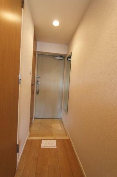 (玄関)