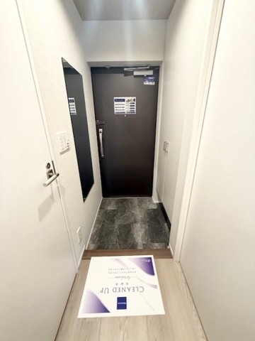 (玄関)
