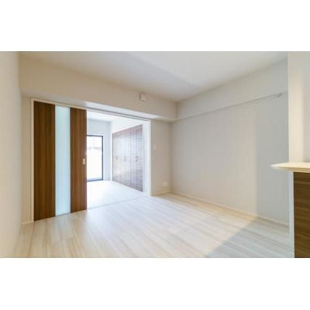 ※写真は同タイプ住戸です。(居間)