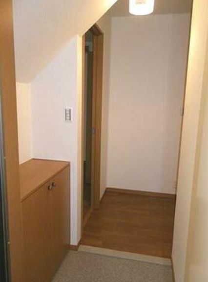 (玄関)