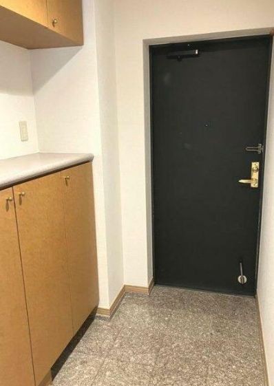 (玄関)