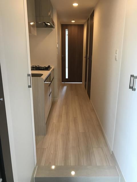 ※写真は同タイプ住戸です。(玄関)