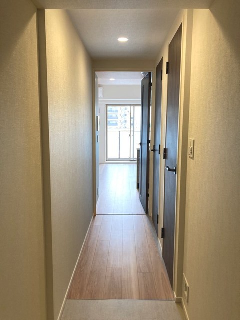 ※写真は同タイプ住戸です。(玄関)