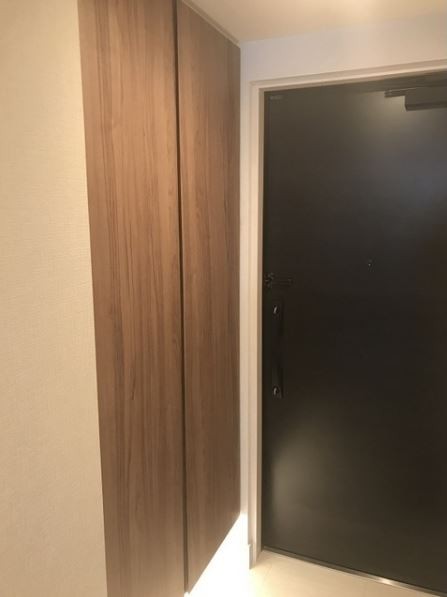 ※同仕様写真含む(玄関)