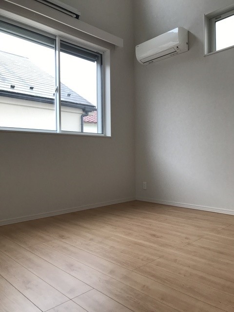 (居間)
