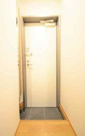 (玄関)