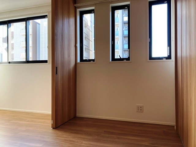 ※写真は同タイプ住戸です。(居間)