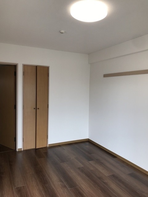 (居間)