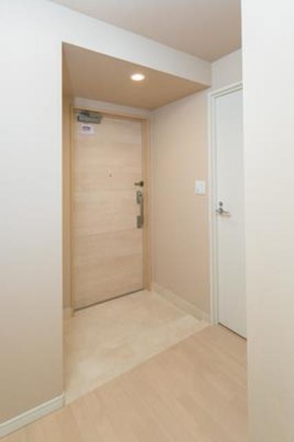 ※写真は同タイプ住戸です。(玄関)
