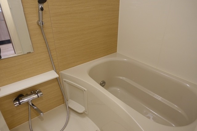 ※写真は同タイプ住戸です。(風呂)