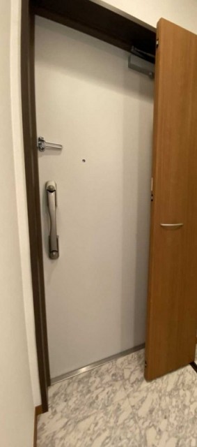 ※写真は別部屋を使用しています(玄関)