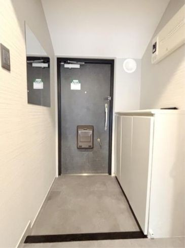 (玄関)