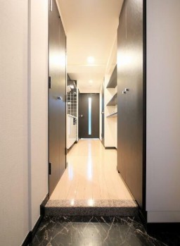 ※同仕様写真(玄関)