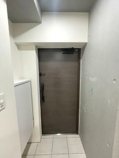 (玄関)