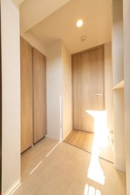 ※写真は同タイプ住戸です。(玄関)