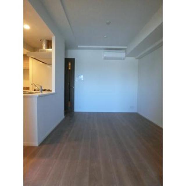 ※写真は同タイプ住戸です。(居間)