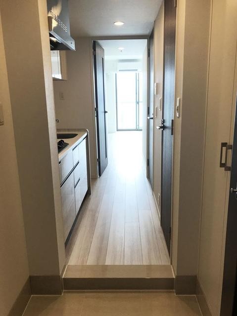 ※写真は同タイプ住戸です。(玄関)