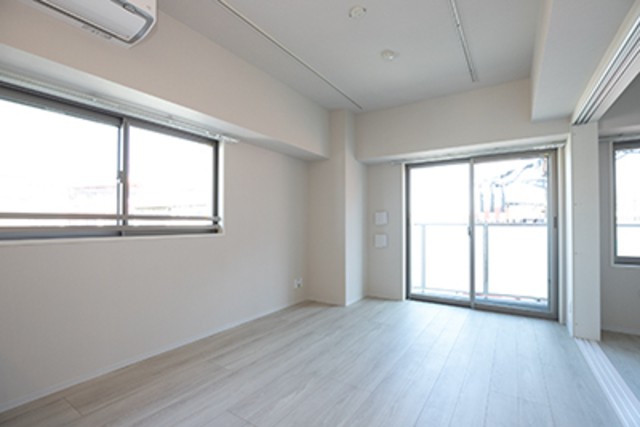 ※写真は同タイプ住戸です。(居間)