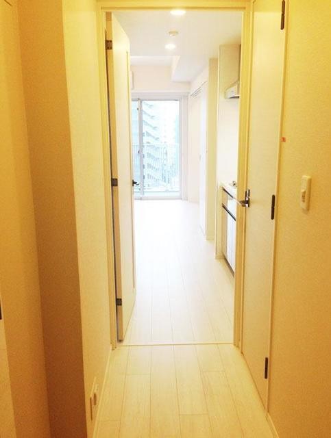 ※写真は同タイプ住戸です。(玄関)