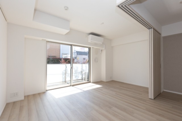 ※写真は同タイプ住戸です。(居間)