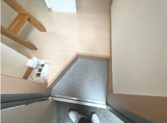(玄関)